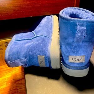 UGG Mini Classic Milkyway Sparkle Blue - Size 8W